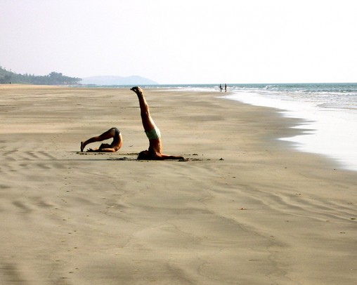 beach-yoga
