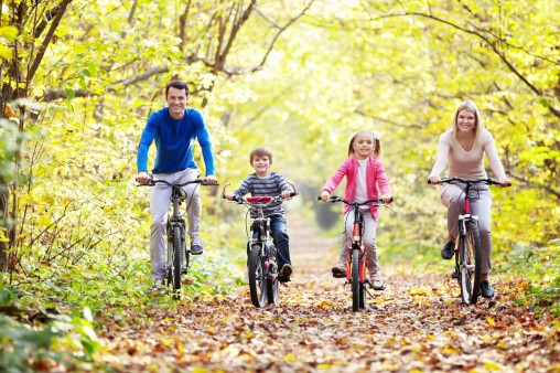 family-cycling