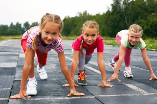 girls-running-track