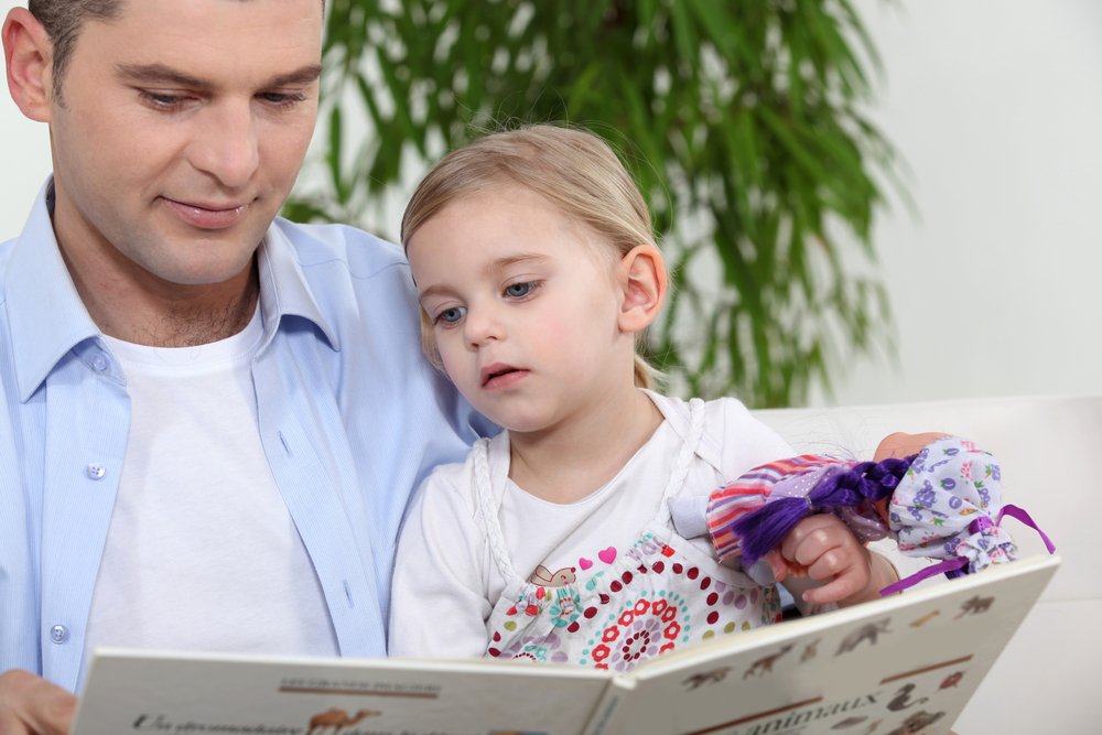 father-and-daughter-reading