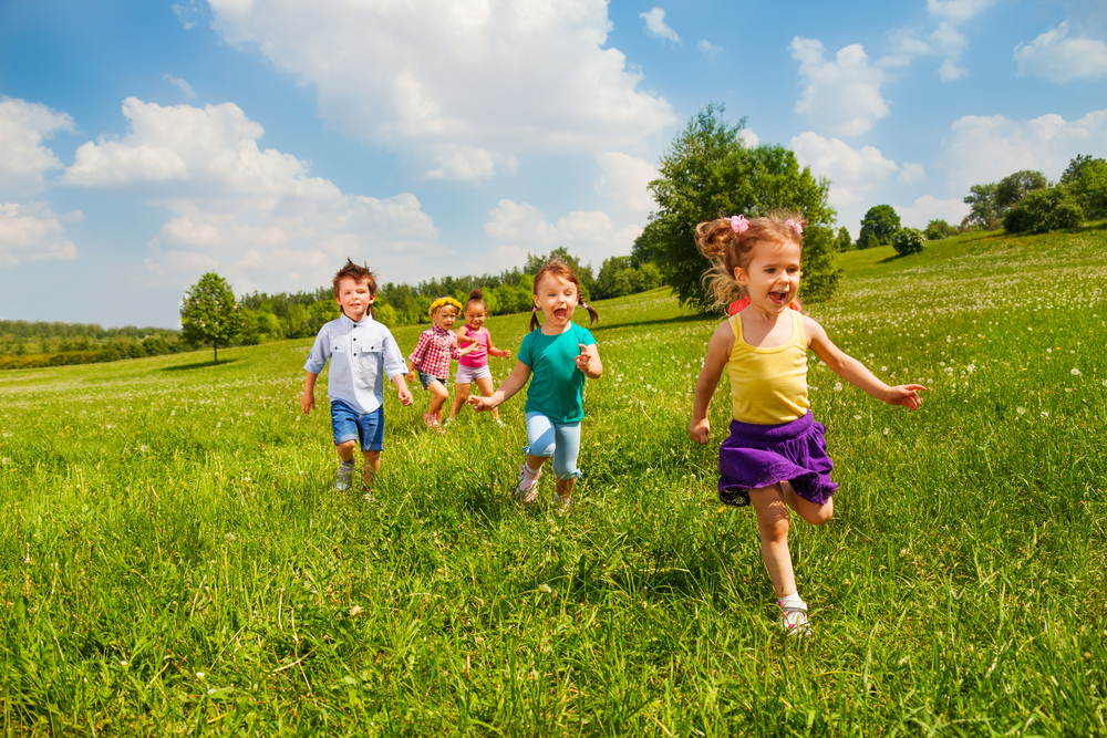 outdoor-activities-for-children-in-april